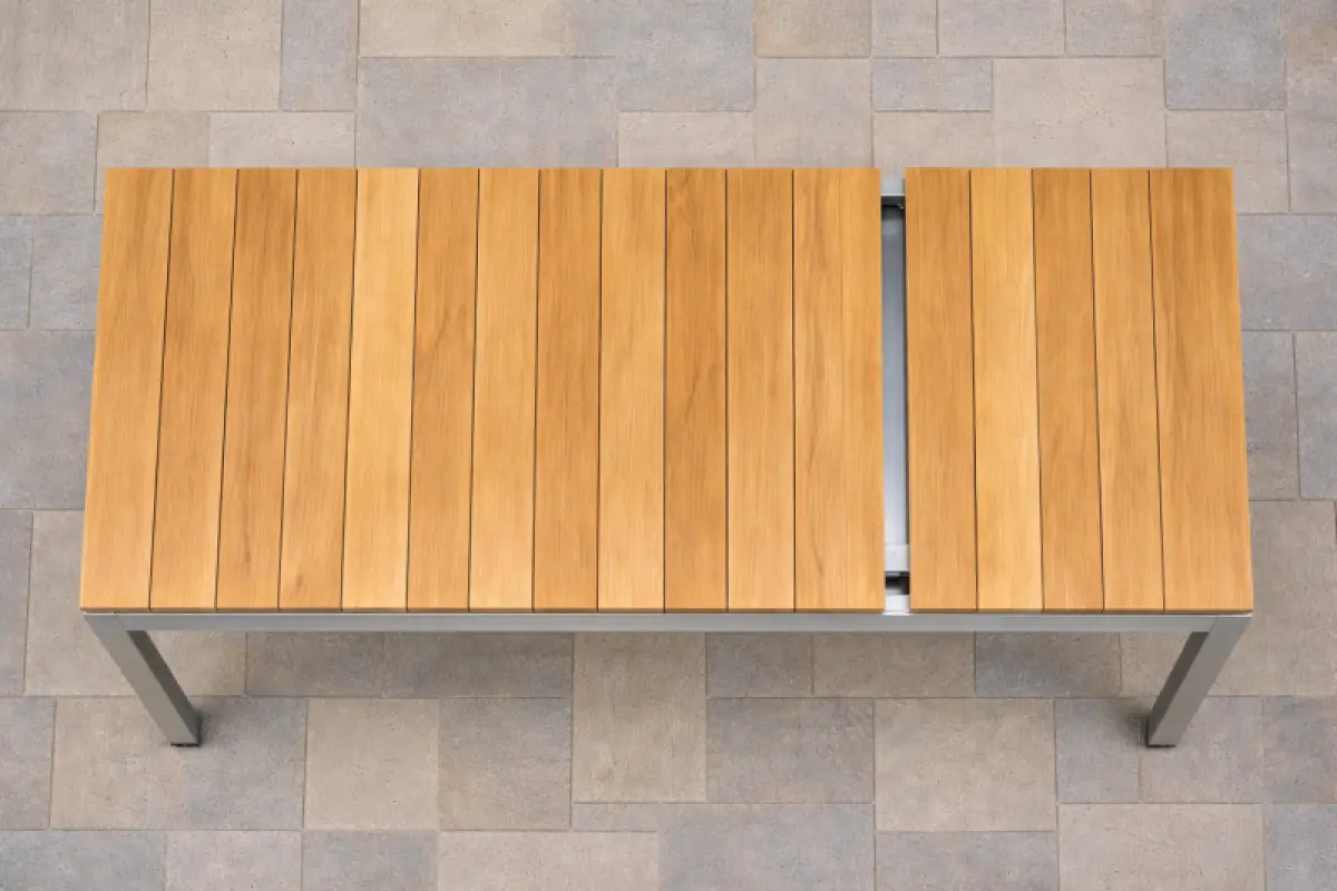 Ausziehbarer Teakholz Tisch Palmira