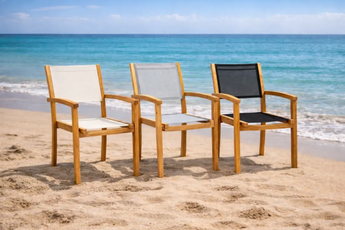 Garten Stapelstuhl aus Teakholz Hugo Schwarz