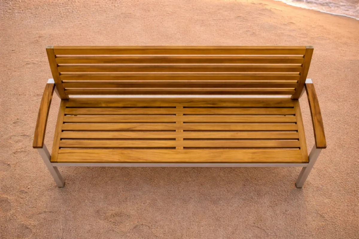 Gartenbank aus Teakholz Memory mit Armlehne 