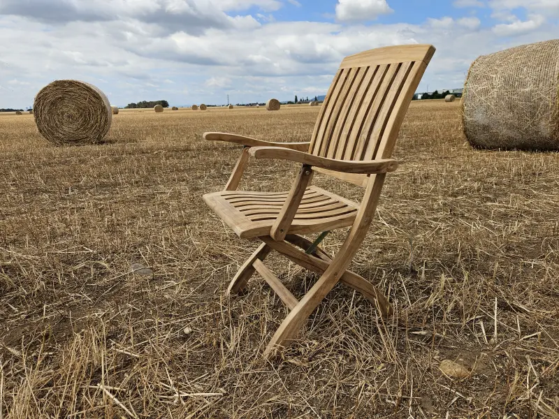Klappbarer Gartenstuhl Roni mit Armlehne 