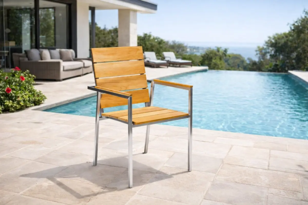 Stapelstuhl Kepa mit Arm