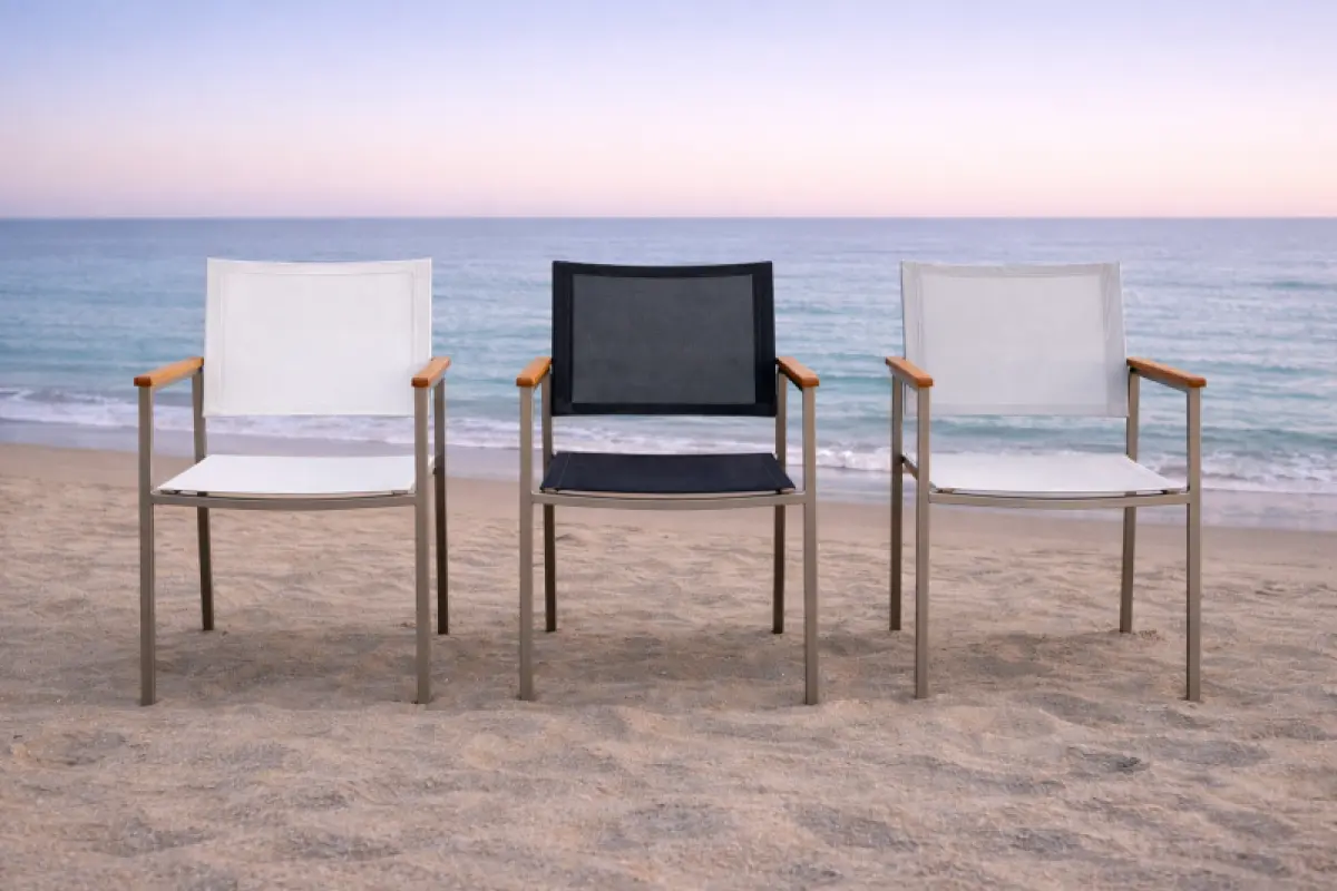 Stapelstuhl Noah Schwarz