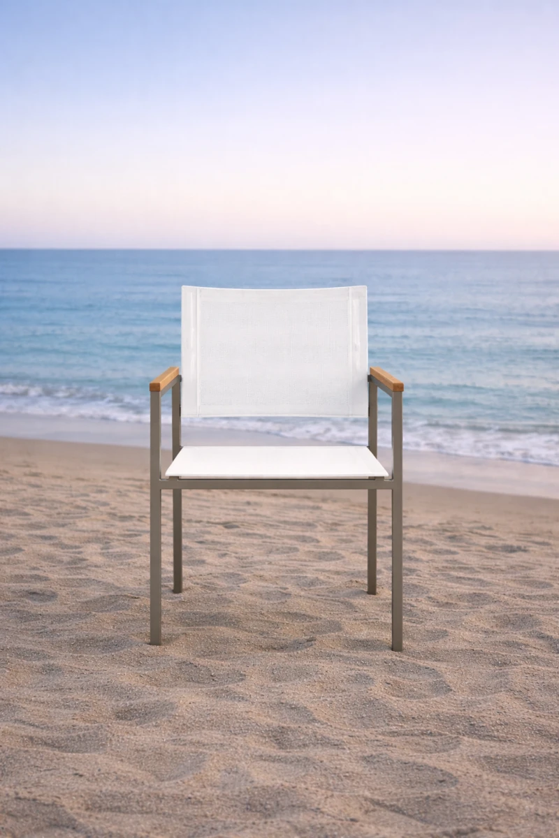 Stapelstuhl Noah Weiß