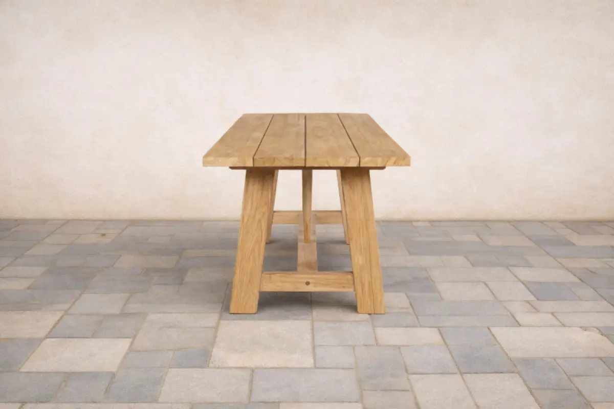 Teakholz Tisch Narya